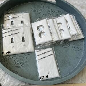 EATON 7 Mid-Size White Single Gang Duplex Wallplates, 1 Blank Plate,2 Double NEW